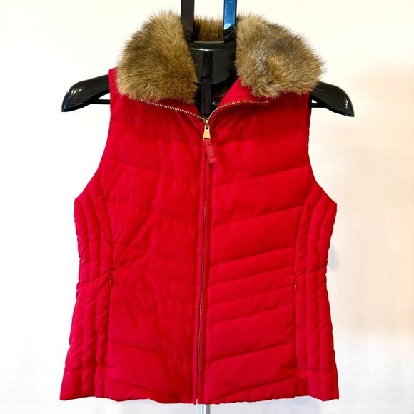 Talbots Red Quilted Down Puffer Vest with Removable Faux Fur Collar Size Small - Picture 3 of 8
